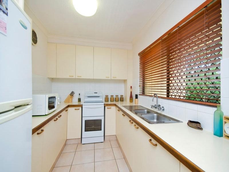6/3 Lind Avenue, Palm Beach QLD 4221