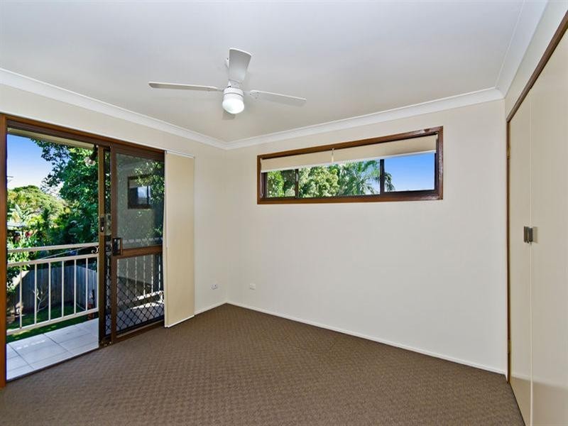 40 Philippine Parade, Palm Beach QLD 4221