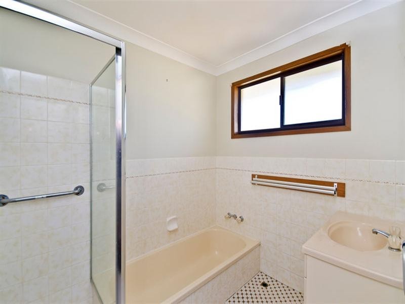 40 Philippine Parade, Palm Beach QLD 4221