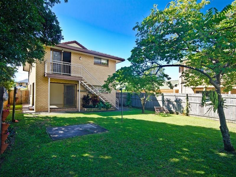 40 Philippine Parade, Palm Beach QLD 4221