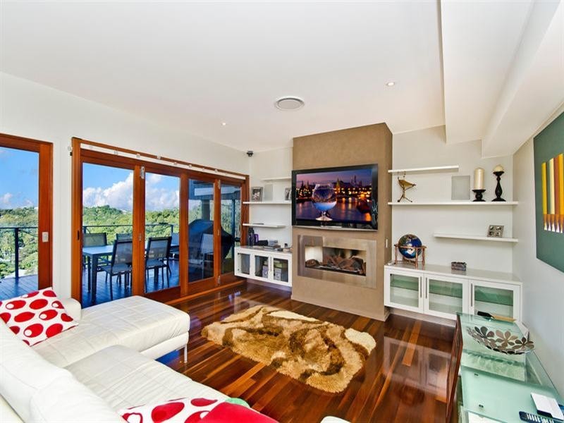 65 Crest Drive, Currumbin QLD 4223
