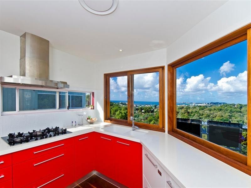 65 Crest Drive, Currumbin QLD 4223
