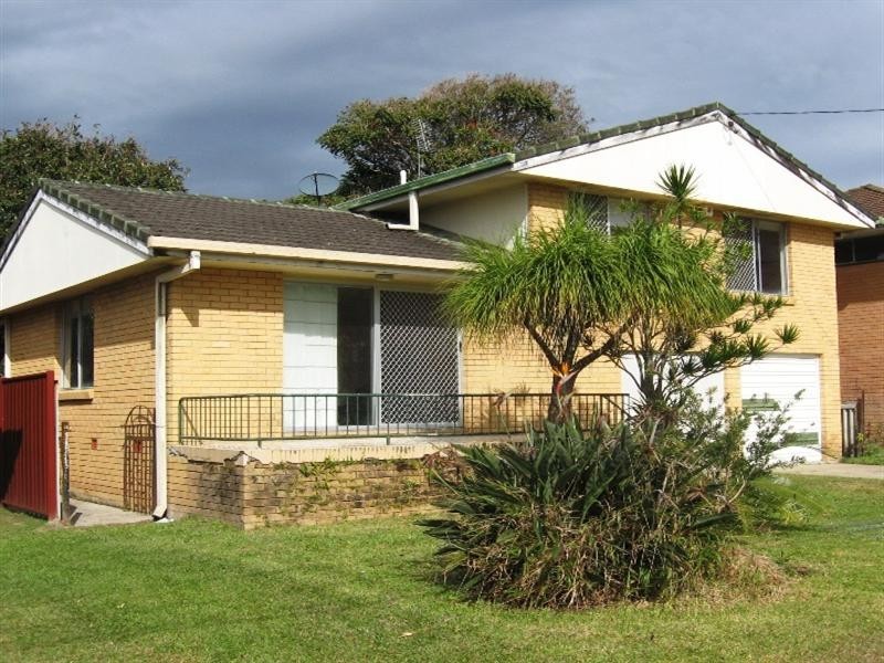 44 Cabarita Avenue, Tugun QLD 4224