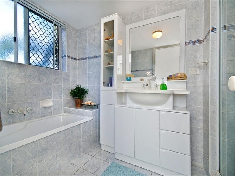 4/411 Golden Four Drive, Tugun QLD 4224