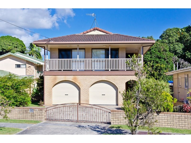 40 Philippine Parade, Palm Beach QLD 4221