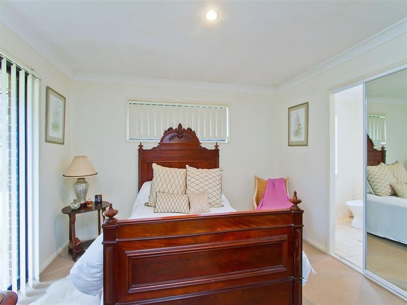 13 Chippendale Crescent, Currumbin Waters QLD 4223