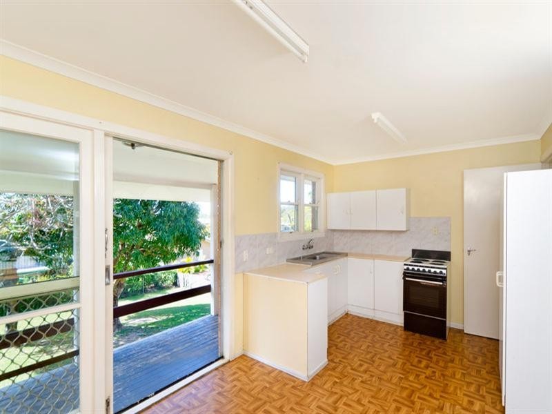 9 Nangana Street, Tugun QLD 4224