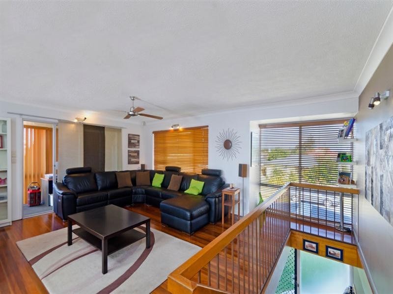 3 Gulai Street, Palm Beach QLD 4221