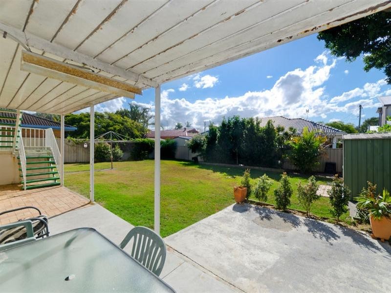 3 Gulai Street, Palm Beach QLD 4221