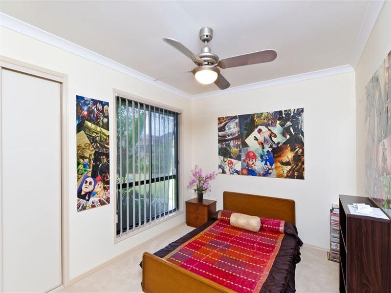 42 Baekea Drive, Elanora QLD 4221