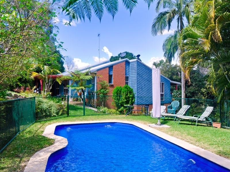 8 Bradman Drive, Currumbin Valley QLD 4223