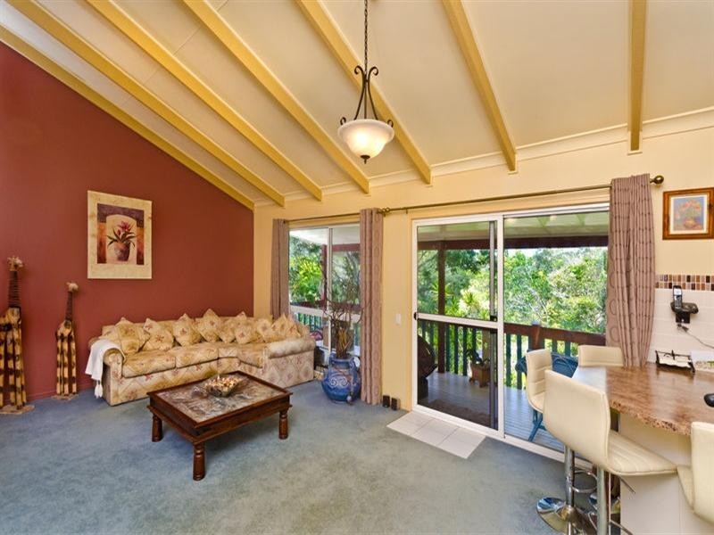 8 Bradman Drive, Currumbin Valley QLD 4223