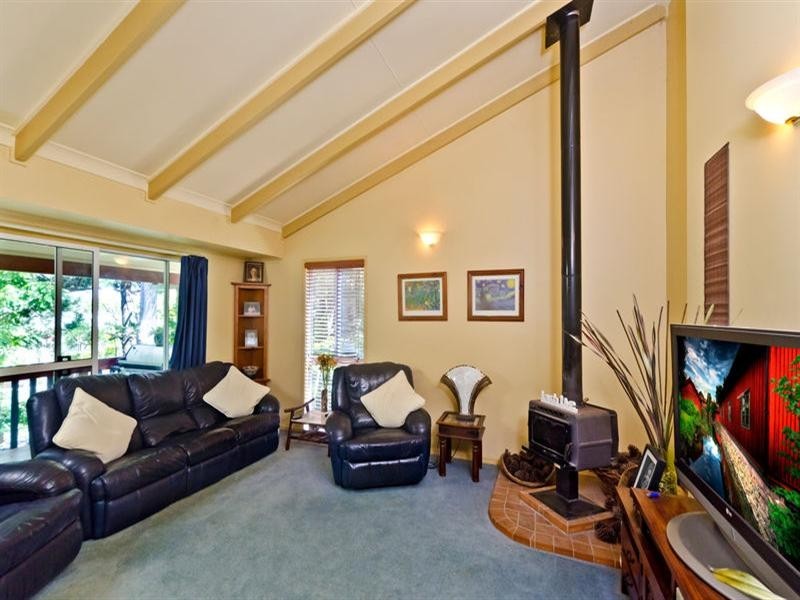 8 Bradman Drive, Currumbin Valley QLD 4223