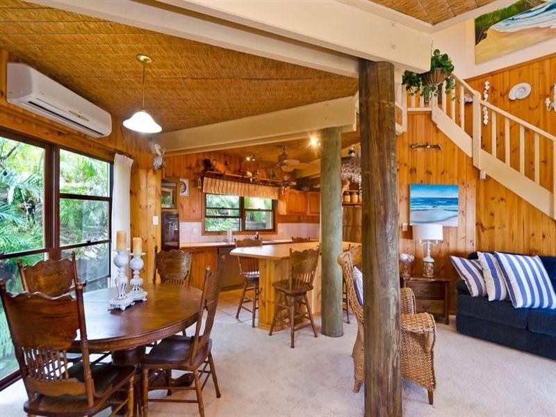 141 K P McGrath Drive, Elanora QLD 4221