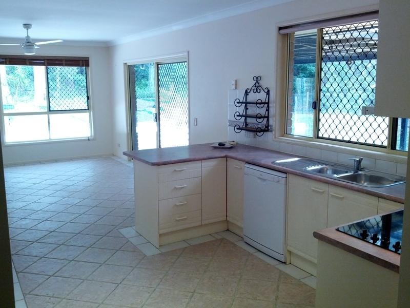 12 Breynia Court, Elanora QLD 4221