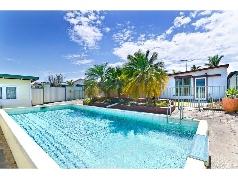 298 Adina Avenue, Bilinga QLD 4225