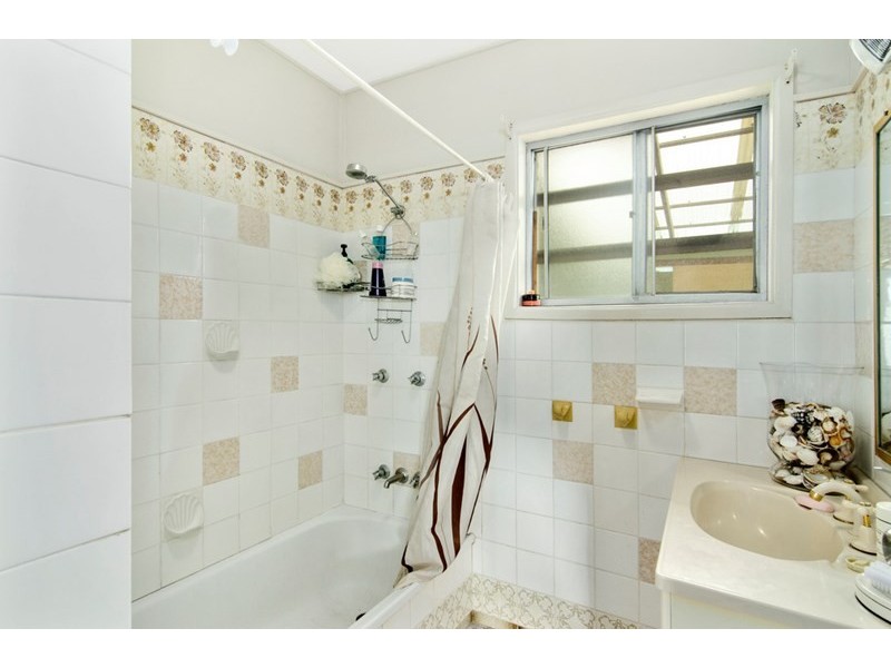 298 Adina Avenue, Bilinga QLD 4225