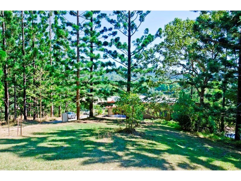 8 Mumdjin Court, Currumbin Valley QLD 4223