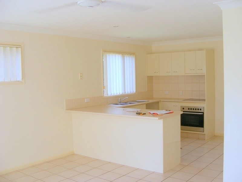 59 Silver Glade Drive, Elanora QLD 4221