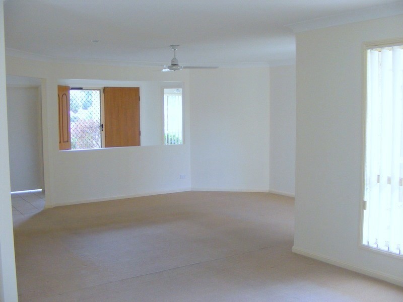 59 Silver Glade Drive, Elanora QLD 4221