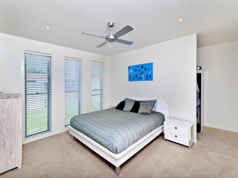 6 Tatha Avenue, Palm Beach QLD 4221