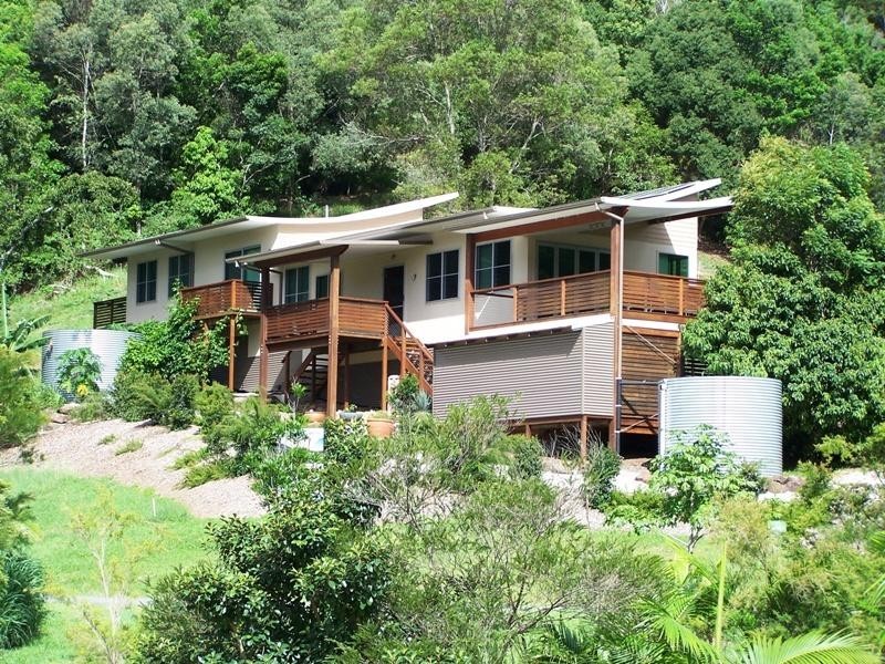 2 Hide A Way, Currumbin Valley QLD 4223
