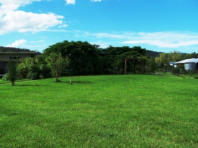 4 Creek Way, Currumbin Valley QLD 4223