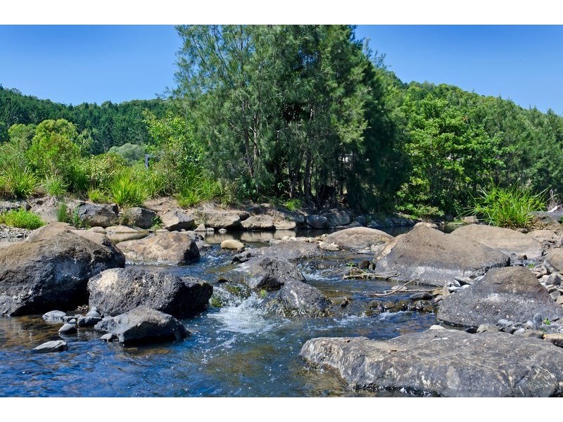 4 Creek Way, Currumbin Valley QLD 4223