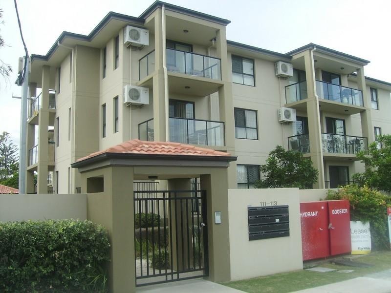 10/111-113 Golden Four Drive, Bilinga QLD 4225