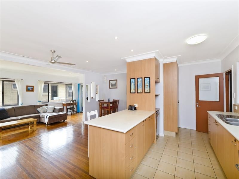 31 Kitchener Street, Tugun QLD 4224