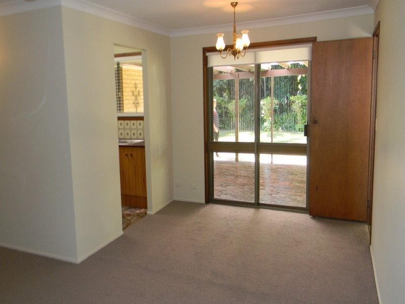 2 Wilpark Crescent, Currumbin Waters QLD 4223
