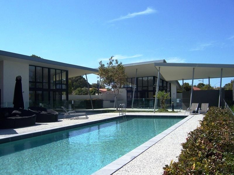 72/2 Inland Drive, Tugun QLD 4224