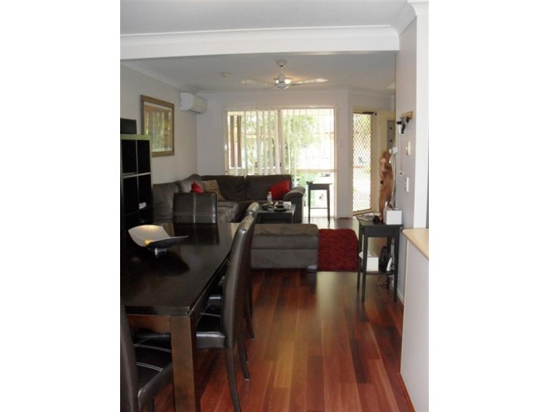 2/9 Kingia Court, Burleigh Heads QLD 4220