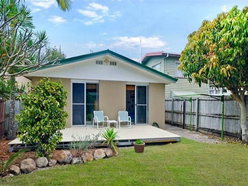 13 Twenty Third Avenue, Palm Beach QLD 4221