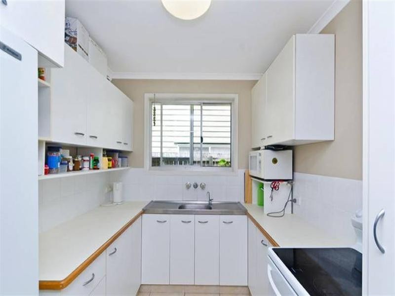 13 Twenty Third Avenue, Palm Beach QLD 4221