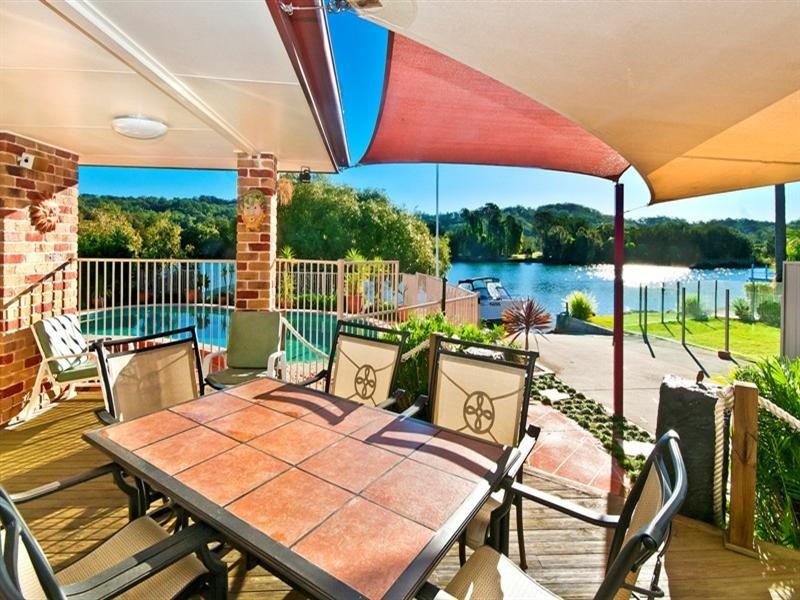 7 Chown Avenue, Currumbin Waters QLD 4223