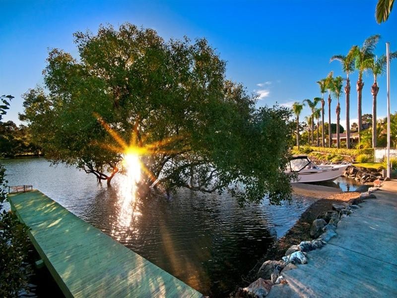 7 Chown Avenue, Currumbin Waters QLD 4223