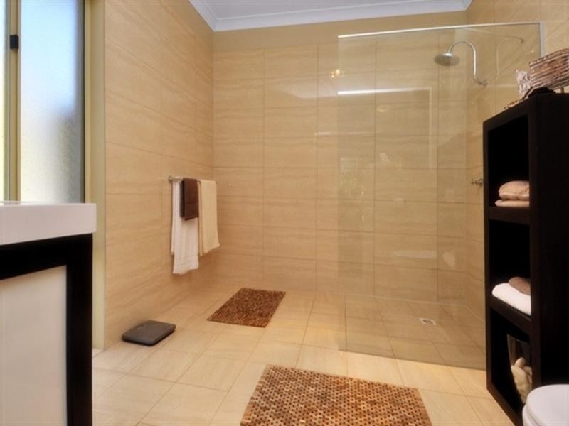 17 Dungogie Drive, Tallebudgera QLD 4228