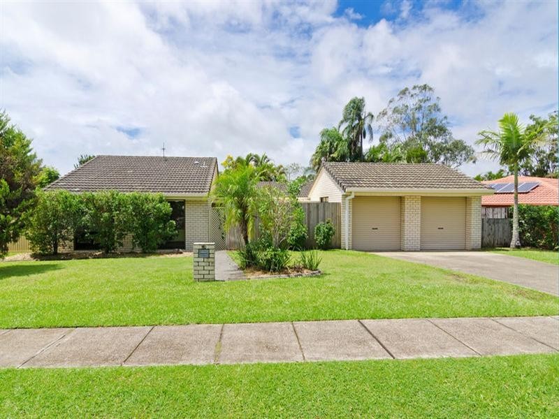 90 Ware Drive, Currumbin Waters QLD 4223