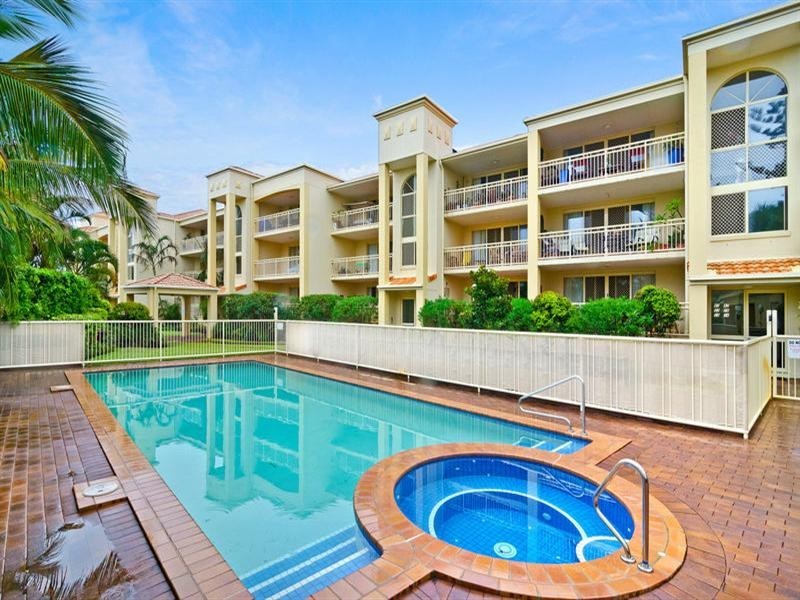 9/1198 Gold Coast Highway, Palm Beach QLD 4221