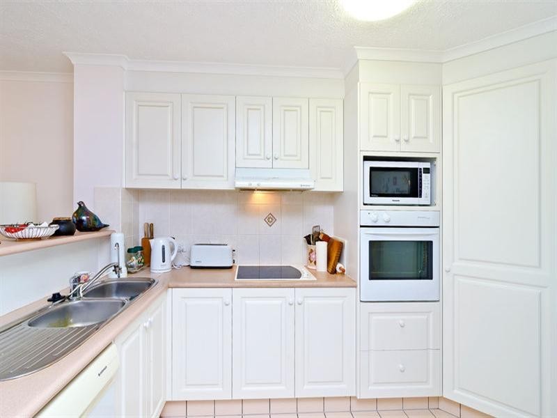 9/1198 Gold Coast Highway, Palm Beach QLD 4221