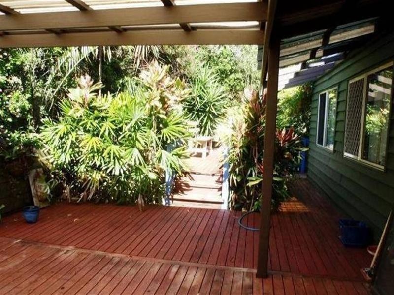 22 Banksiadale Close, Elanora QLD 4221