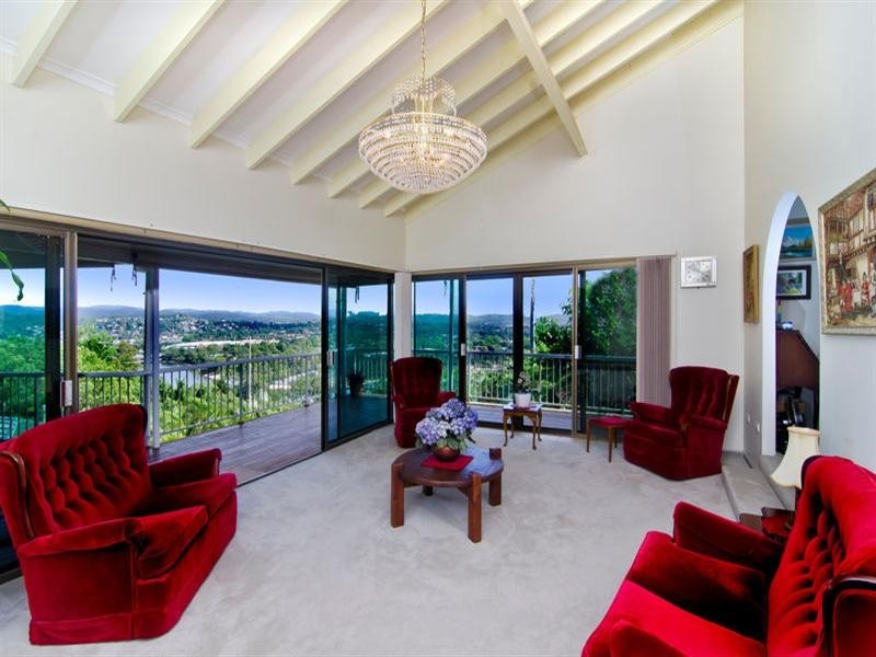 24 Pall Mall Avenue, Currumbin QLD 4223