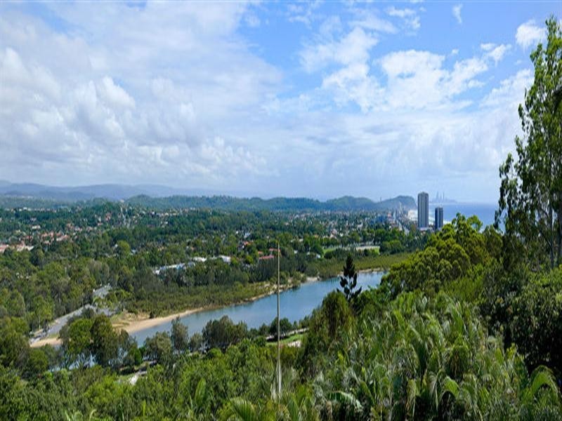 24 Pall Mall Avenue, Currumbin QLD 4223