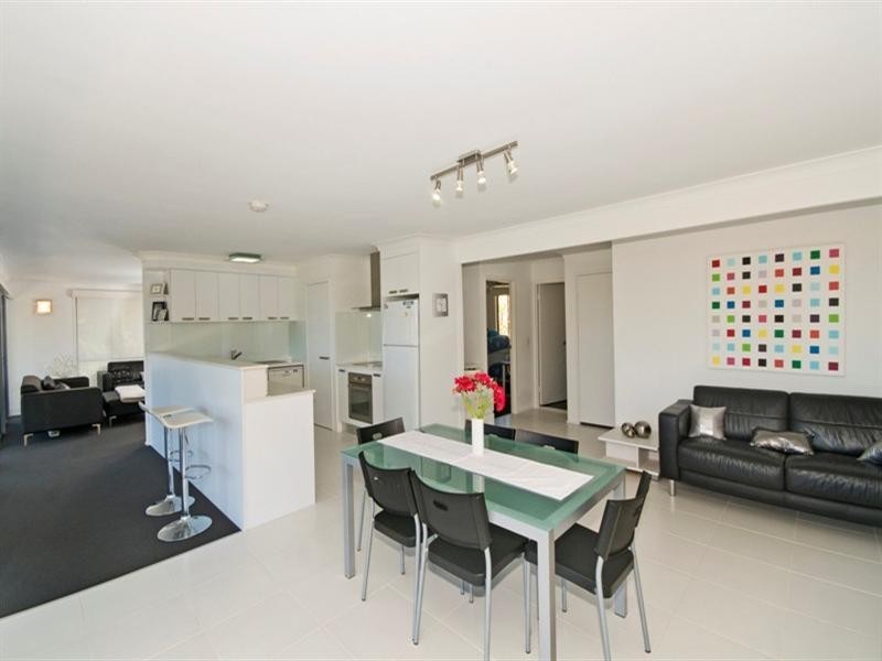 6 Elowra Court, Tugun QLD 4224