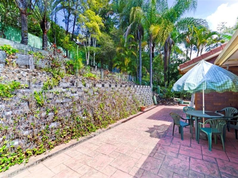 31 Balsa Street, Elanora QLD 4221