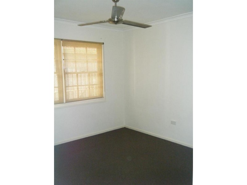 35 Tatha Avenue, Palm Beach QLD 4221