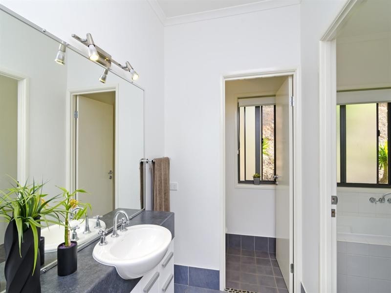 220 Syndicate Road, Tallebudgera Valley QLD 4228