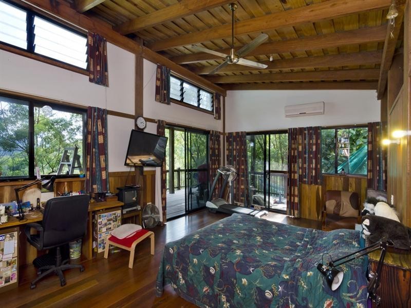 17 Marsh Place, Currumbin Valley QLD 4223