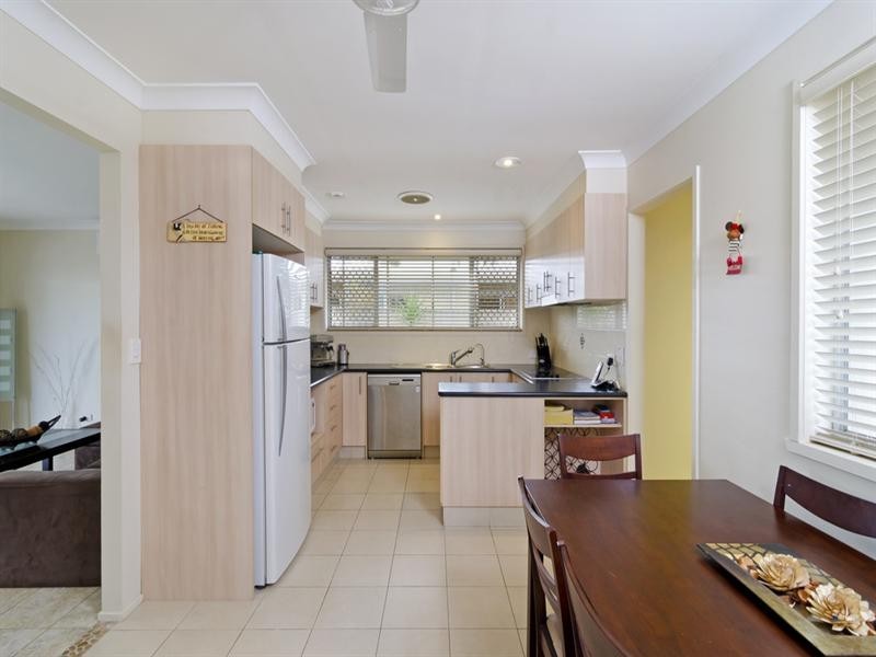 197 Mallawa Drive, Palm Beach QLD 4221